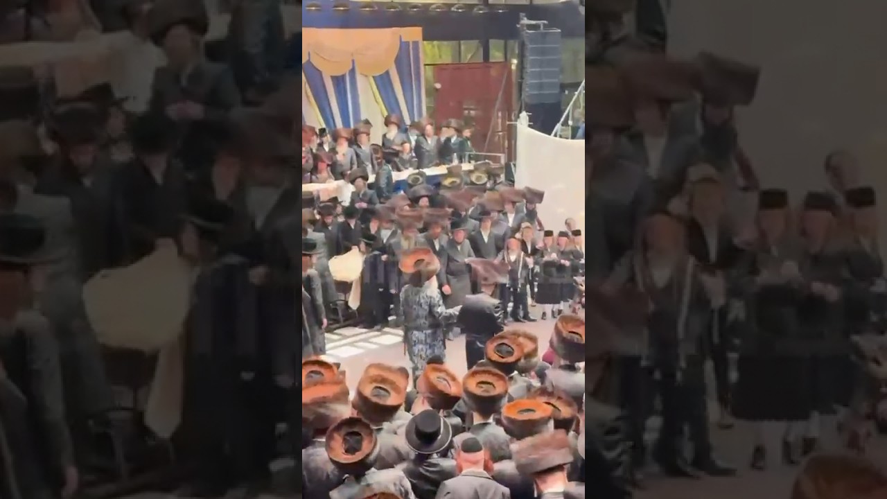 האדמו״ר מפרמישלאן בריקוד המצוה טאנץ בשמחת בי״ת טערבישאן