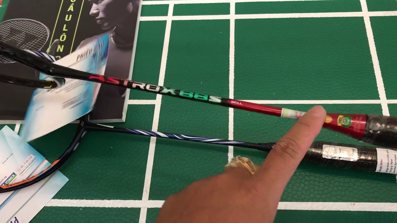 Yonex Astrox 100ZZ Vs Astrox 88S So S nh V C m Nh n V t C u L ng yonex-astrox-100zz-vs-astrox-88s-so-s-nh-v-c-m-nh-n-v-t-c-u-l-ng