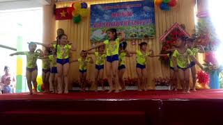 Mừng Ngày Nhà Giáo Việt Nam. 2011. Trường Mầm Non Hoa Mai. Bc