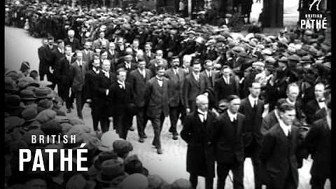 Dublin Mourns Dead President (1922)