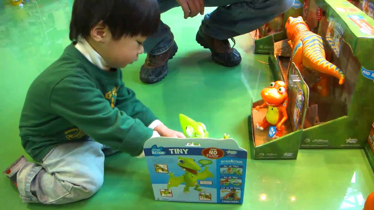 M4H09642 dinosaur train at toy store.MP4 YouTube