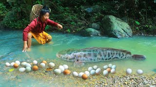 Survival With Dog - Women find big fish meet chicken - cooking chicken for seven dogs eat HD