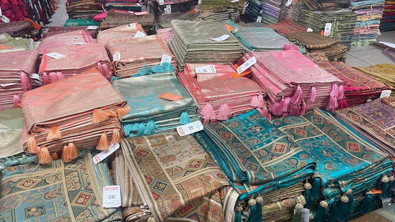ମାତ୍ର ୪,୦୦୦ ଟଙ୍କାରେ ୧୦୦ଟି ଶାଢ଼ୀ | Silk Saree Wholesale Market | Bhubaneswar Wholesale Market 