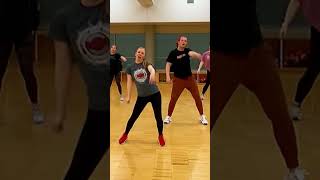 Bumpy Ride Warm-Up #dance #dancefitness #bumpyride #mohombi #shorts