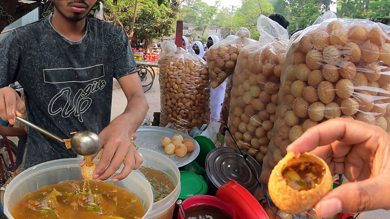 Eating Bachir Vaier Mumbai Chilli Fuchka Panipuri  Golgappa Amazing Sharp Knife Skills Bd Food