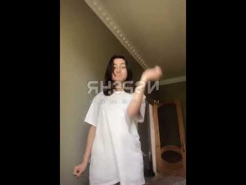 32 Julia Tiktok | @RH3PSN