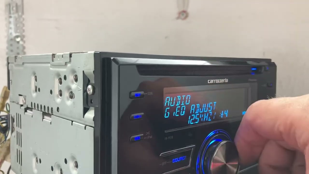 Pioneer carrozzeria fh-p530 - YouTube