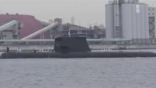コリンズ級潜水艦『SSG78ランキン』 阪神基地隊に入港