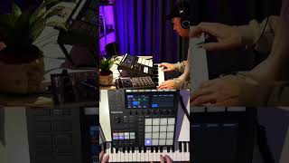 Maschine MK3 Making a Hip-Hop Beat (Old School Funk Vibes) @LowHeatBeats