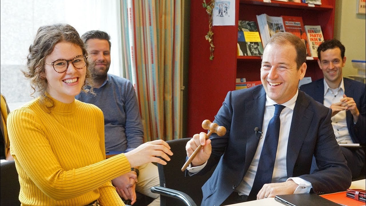 Cyrilein voor één dag partijleider Partij van de Arbeid | Plan