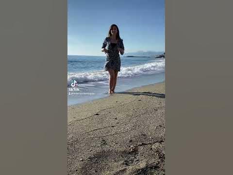 Ballo di gruppo “iko iko” in riva al mare! #ikoiko - YouTube
