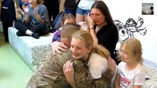 US  Airman Surprises His Daughter in the School Lunch Room