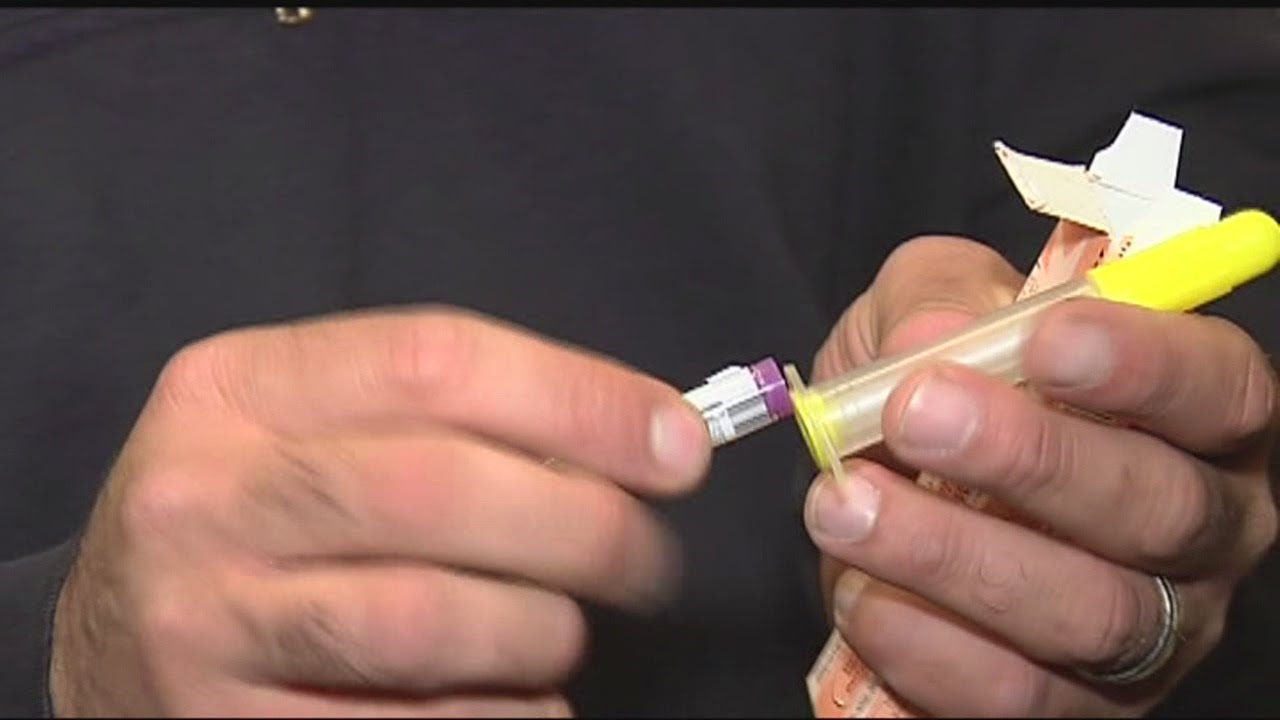 Massachusetts Medical Society encourages naloxone as emergency opioid treatment