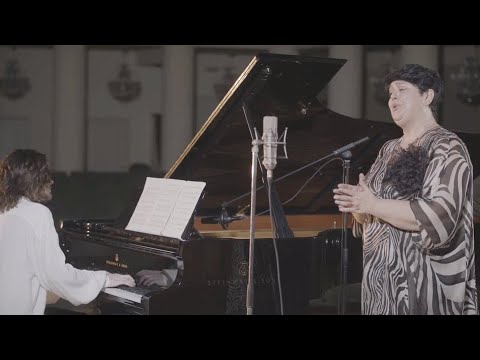 მერი დავითაშვილი | ირინე რატიანი, ჭაბუა პაჭკორია