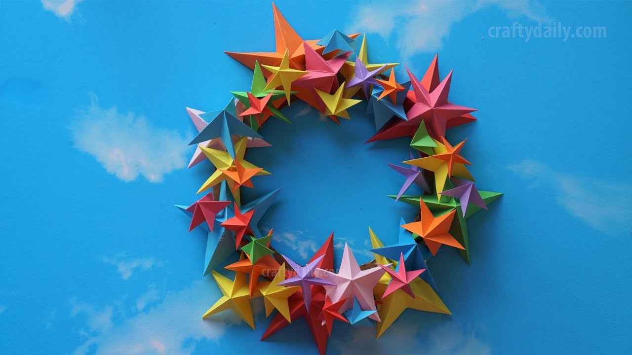 How to Make a 3D Paper Star Wreath