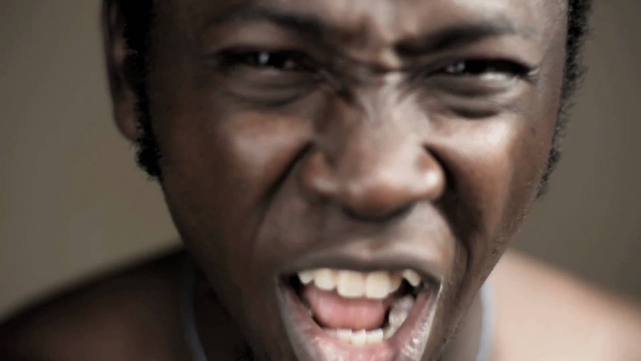 mc yinka- TAXIDEPSE ME (video clip)