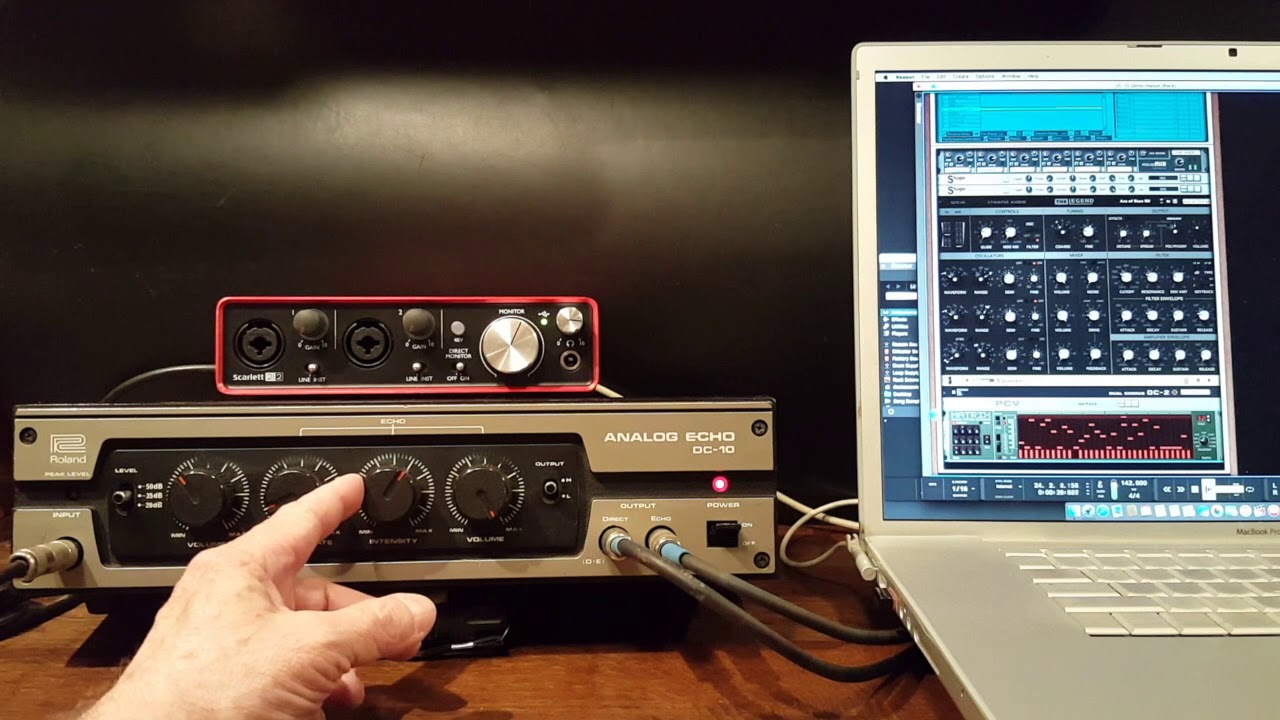 Roland DC-10 Analog Echo Demo - YouTube