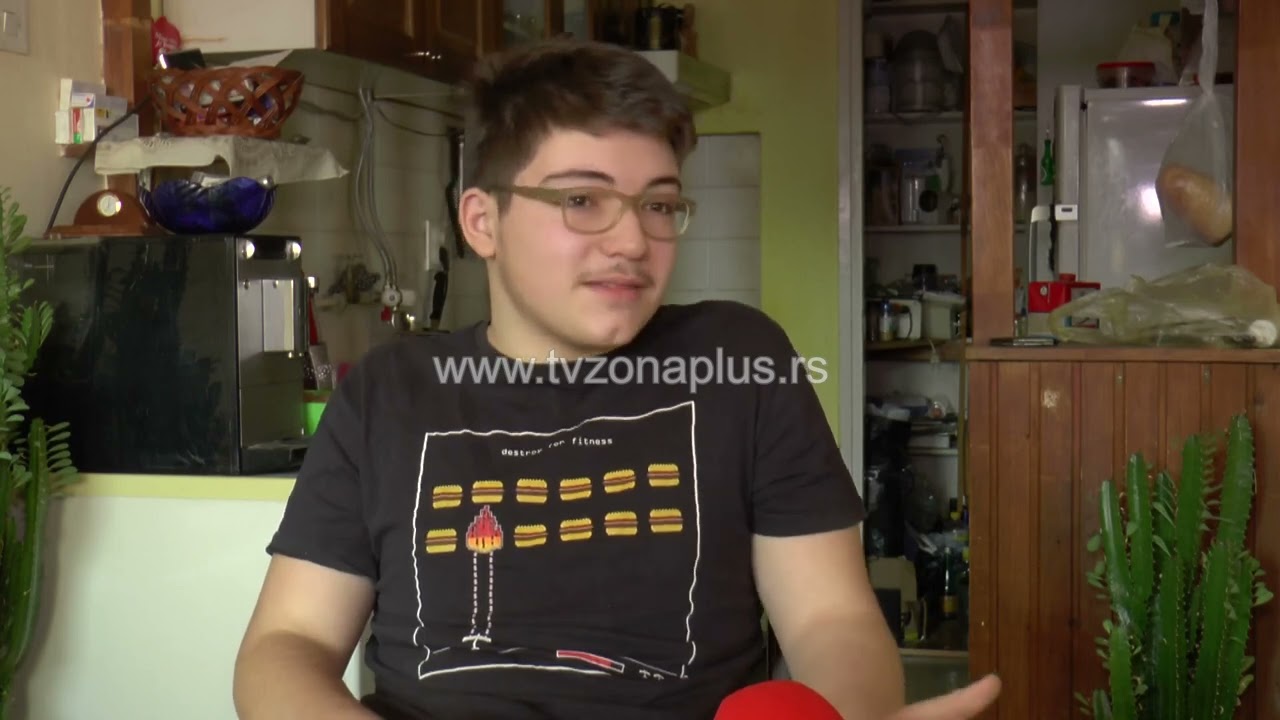 VUK IVKOVIĆ: NAJMLAĐI ČASOVNIČAR U NIŠU OŽIVLJAVA STARE SATOVE