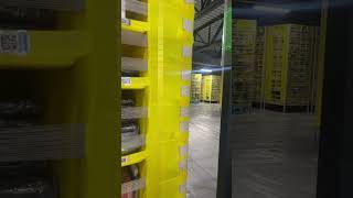 Slow day at an Amazon Fulfillment Center. #9to5life #amazon #yotubeshorts #warehouse