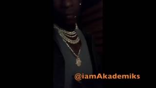 Young Thug Showing That He Wears Over $500,000 In Jewelry On The Daily