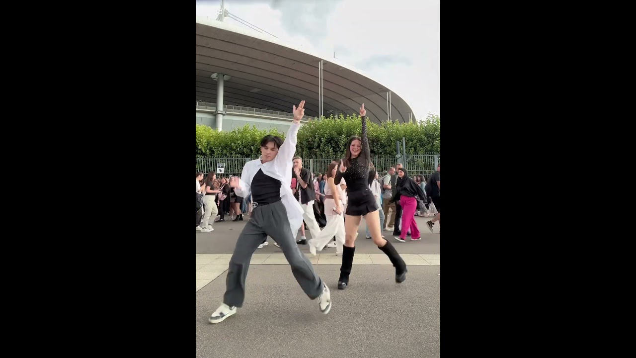 1,2,3 JUMP 🥳 Did you go to the concert?#blackpink#blinks#dancecover#jump#deadlinewourldtour