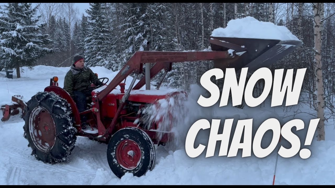 Snowchaos | Fighting snow with my Volvo Buster 400 |