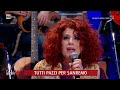 Manuela Villa canta &quot;La notte&quot; - BellaMa&#39; 09/02/2024
