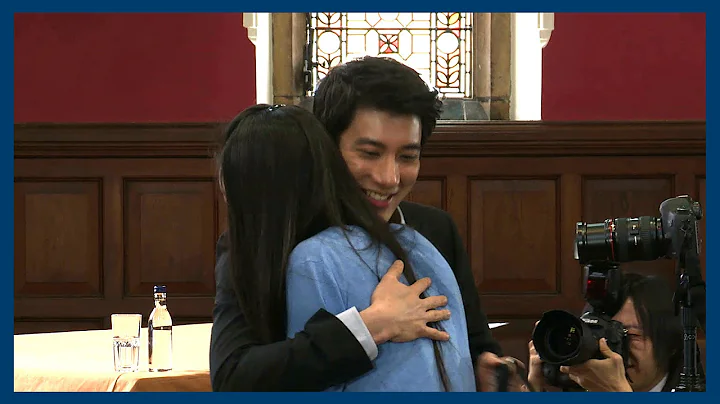 Leehom Gets Some Cookies | Wang Leehom | Oxford Union - DayDayNews