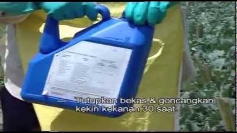 Triple Rinse Procedure before used pesticides plastic containers being collected for recycle