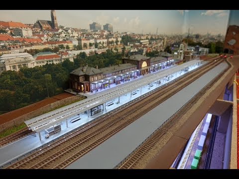 U16 Spur N Großstadt Anlage im Bau, Faller Ice Bahnsteige und Brawa Br241