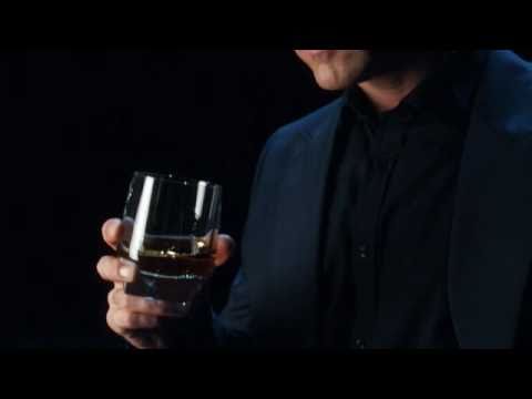 johnnie-walker-blue-label---dare-to-discover