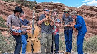 Download lagu Old Crow Medicine Show – Trail Mix Session