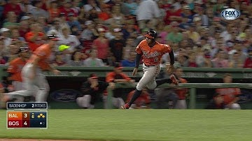 BAL@BOS: Pearce ties the game with an RBI single