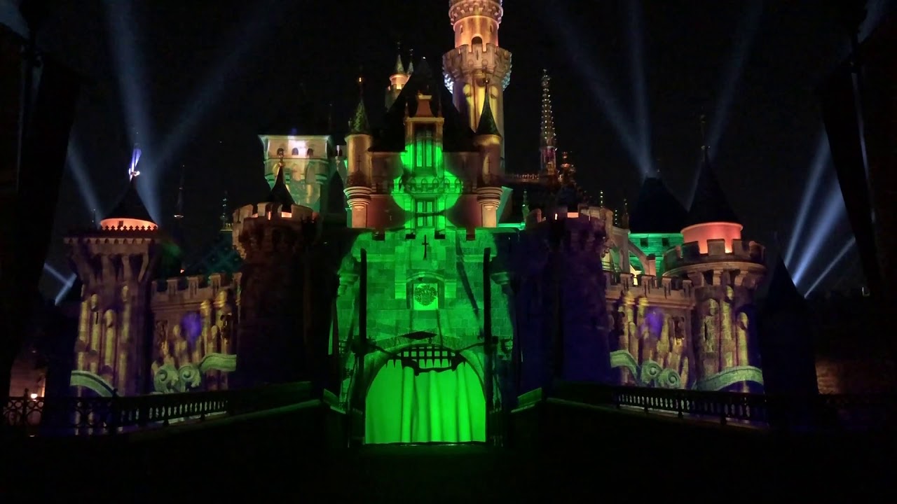 Mickey's Mix Magic - Haunted Mansion (Projections Only)