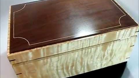 WalnutTigerMapleHollyInlay