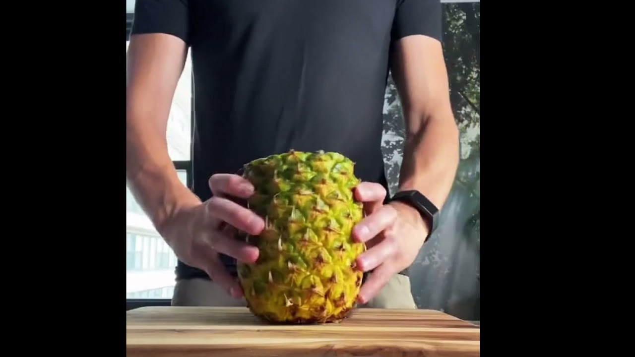 How To Make A Pineapple Water Bong  