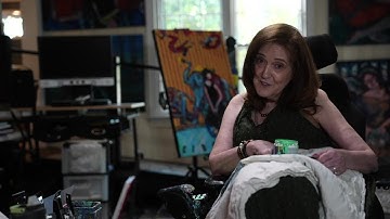 Artist Refuses to Let Multiple Sclerosis Stop Her Creativity