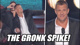 Gronk SPIKES shot glass after taking drink with Brady and Belichick 😂