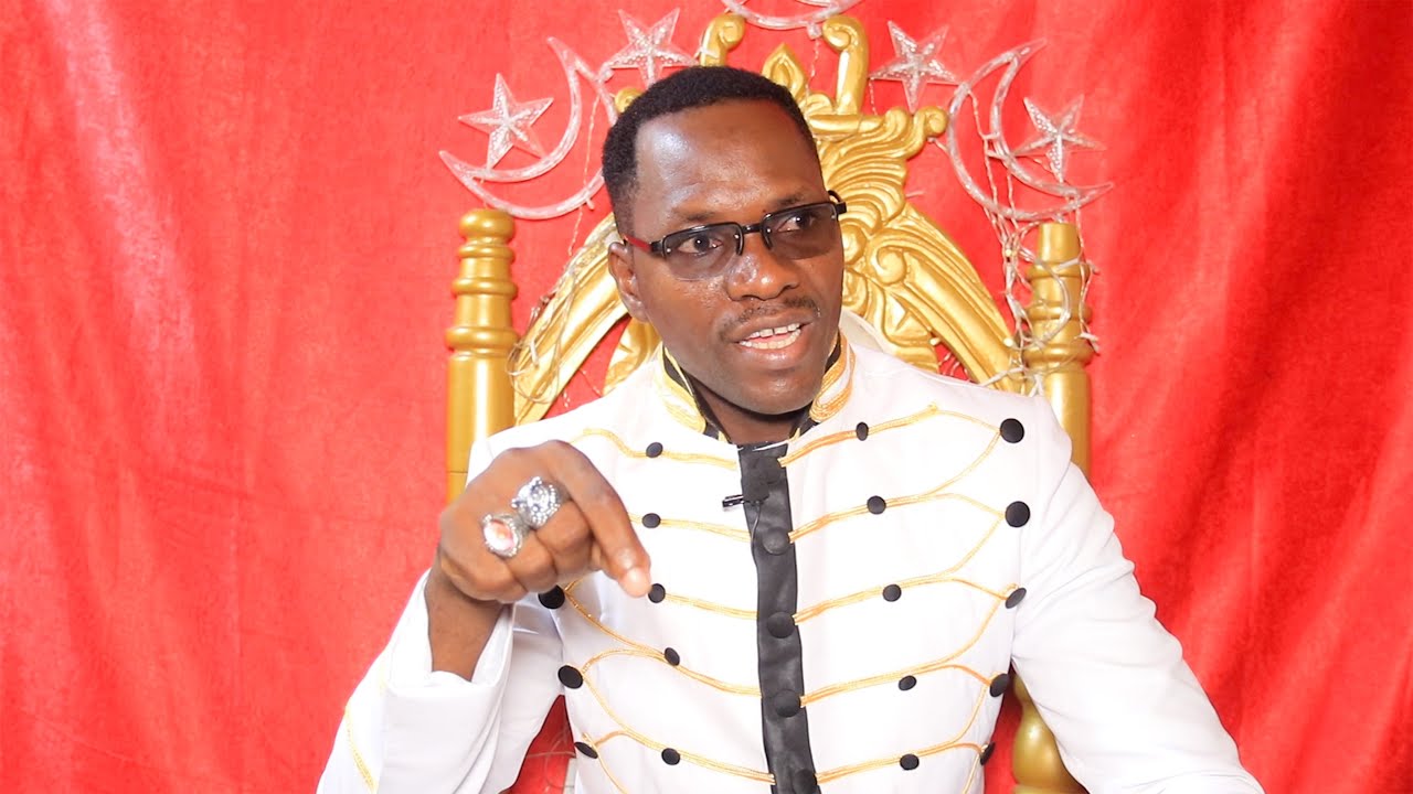 Dk Riziki AENDELEA KUFICHUA SIRI ZOTE ZA WACHAWI, WANAVYO WANGA NA KUROGA