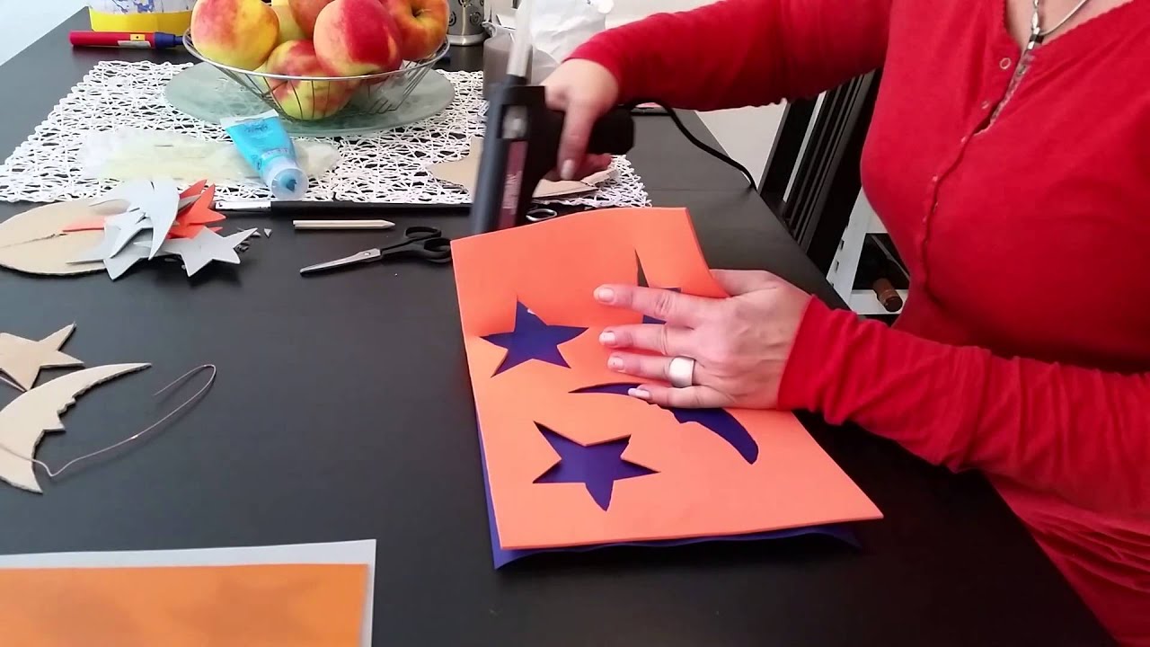 Laterne zum Martinstag basteln - YouTube