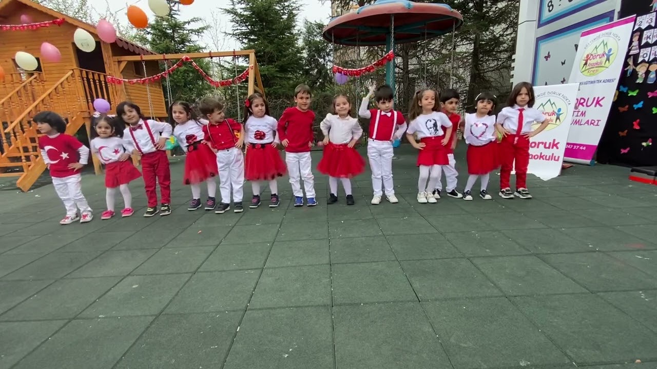 Alimler Sınıfı - Ateşböceği gösterisi