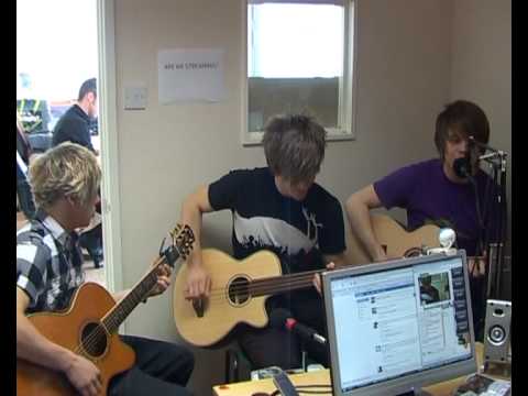 Twenty Twenty - Hot N Cold (Acoustic Cover)