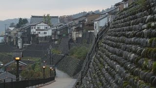 探訪 積み上げられた先人の思い 富山市八尾町　石垣の町並み