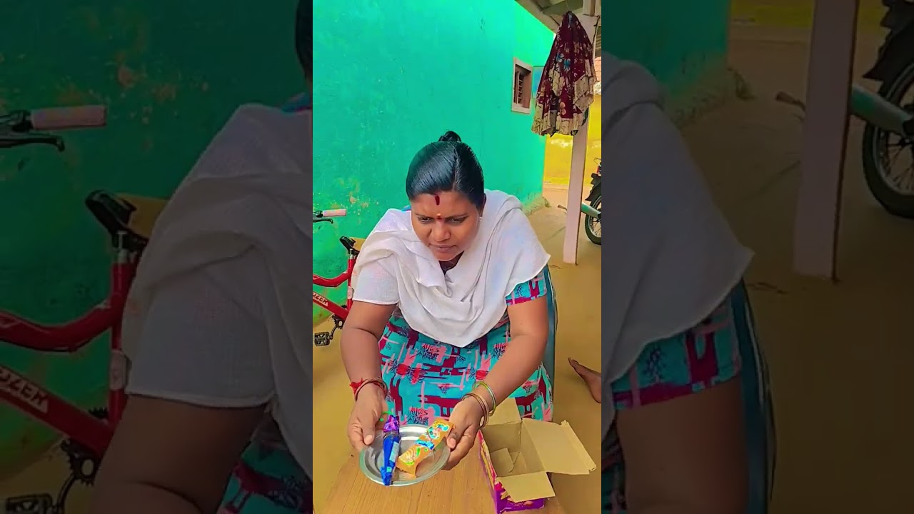 comedy #funny #love #trending #monikaprabhu #preethisanjeev - YouTube