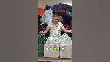 Mẫu túi này em vừa ráp xong một lô các chị nhé ! Túi hai quai da cá sấu phối màu và da cá sấu.