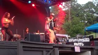 B.o.B - Nothin' On You/ Dance (A$$) live Six Flags Great Adventure, Jackson, NJ