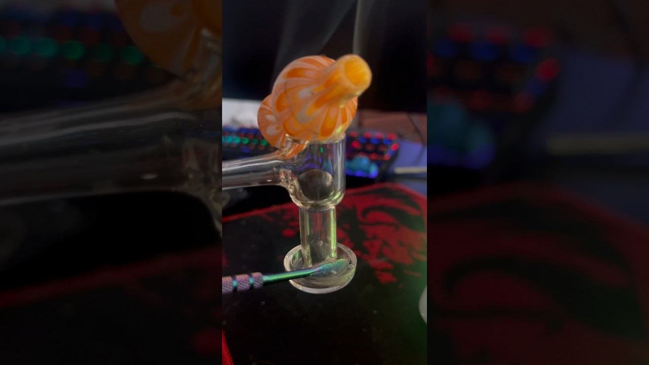 Huge Dab Of CRUMBLE!!