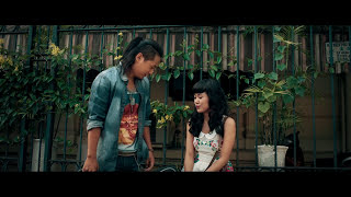 Văn Mai Hương - Chậm Lại Một Phút Official Music Video