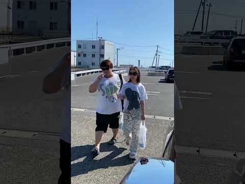 ヤバい格好で視聴者さんに遭遇してしまった...#shorts #shortvideo #夏#バカンス#ビキニ#グラビア#パパラピーズ