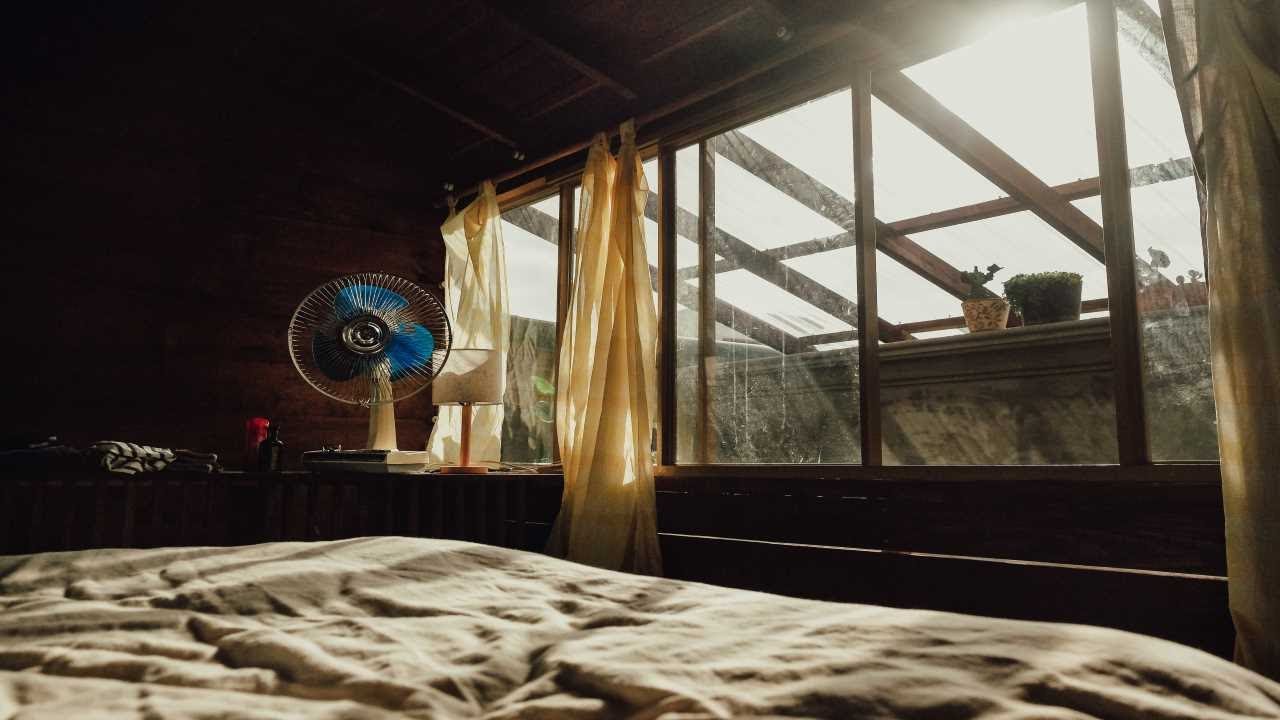 3 Hours of Bedside Fan Sounds for Relaxation and Sleep